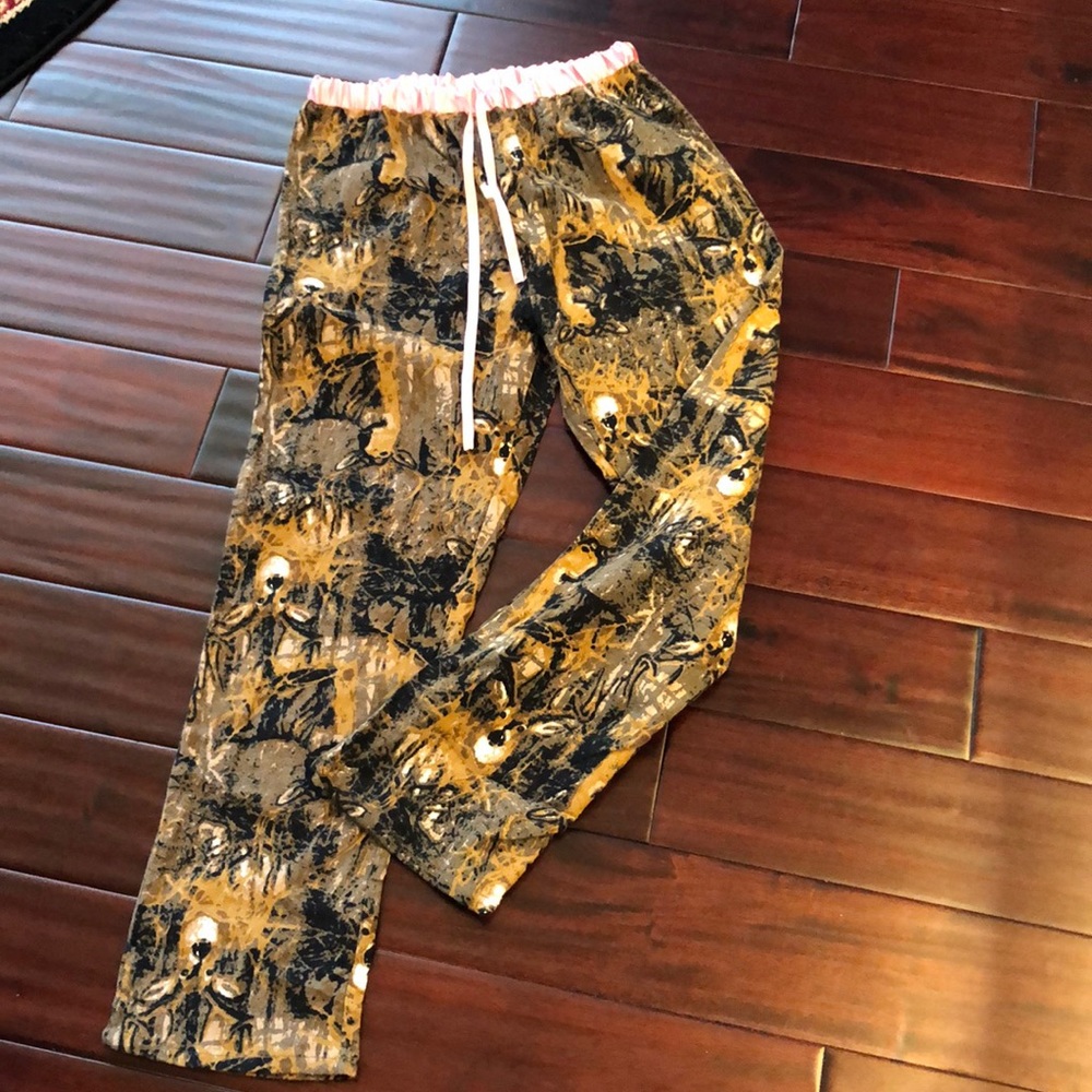 Last chance b-4 donated! Camo/pink pj bottoms NWOT